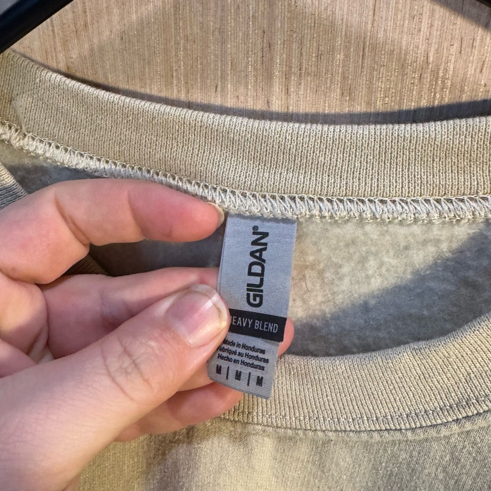 Womens Beige Sun Sip Sweatshirt Size Medium - Picture 3 of 4